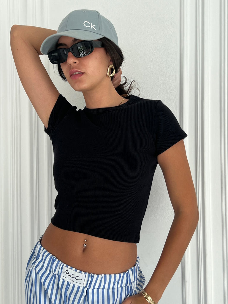 Black Half Sleeve Ribbed Top - Mii
