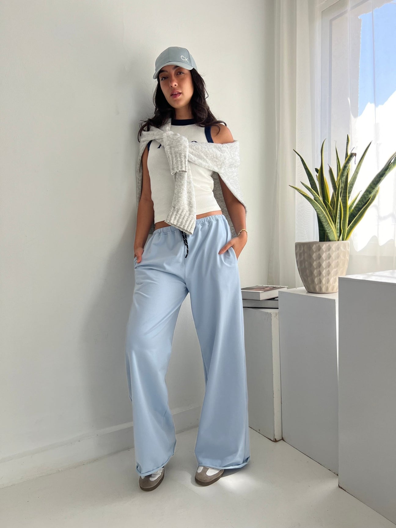 Blue Pleated Sweatpants - Mii