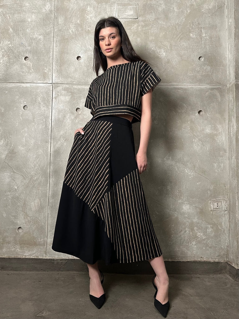 Black X Beige Striped Skirt - Mii